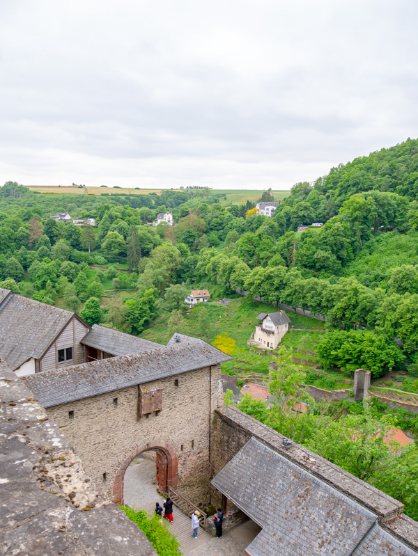 Uitzicht kasteel Vianden, Luxemburg Uitzicht kasteel Vianden, Luxemburg