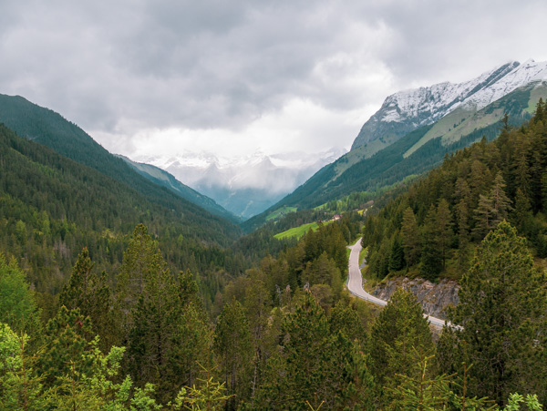 Hahntennjoch Passstraße, Tirol, Oostenrijk Hahntennjoch Passstraße, Tirol, Oostenrijk